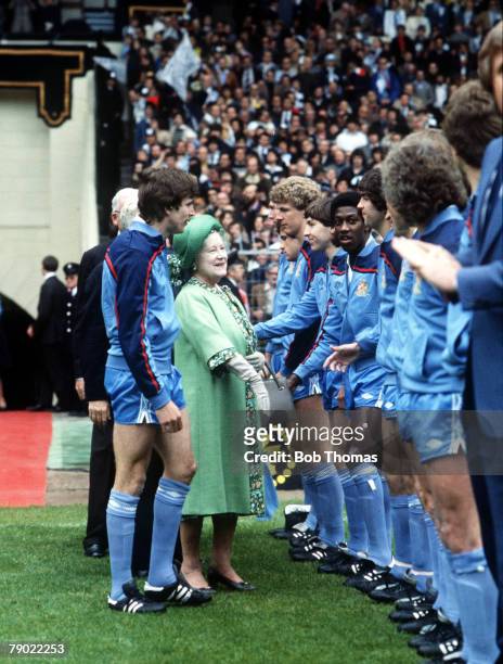Football, 1981 FA Cup Final, Wembley, 9th May Tottenham Hotspur 1 v Manchester City 1, HRH The Queen Mother meets Manchester City players before the...