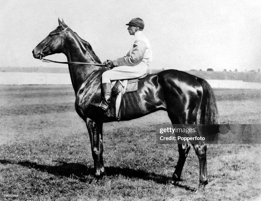 1900 Racing Sport/Horse Racing, circa 1900, Epsom Lad one of the top racehoreses ...