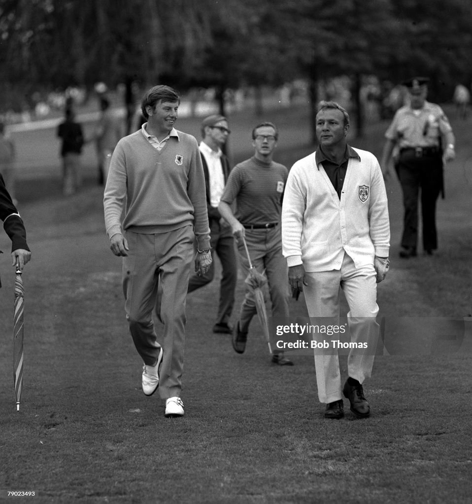Golf. 1971 Ryder Cup. St. Louis. Great Britain's Peter Ooosterhuis, left, with U.S.A.'s Arnold Palmer.
