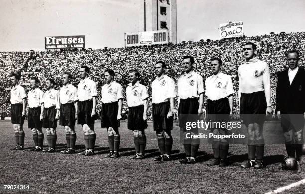 Sport, Football, International Match, Turin, 16th May 1948, Italy 0 v England 4, The England team line up before the match, the team was Swift,...