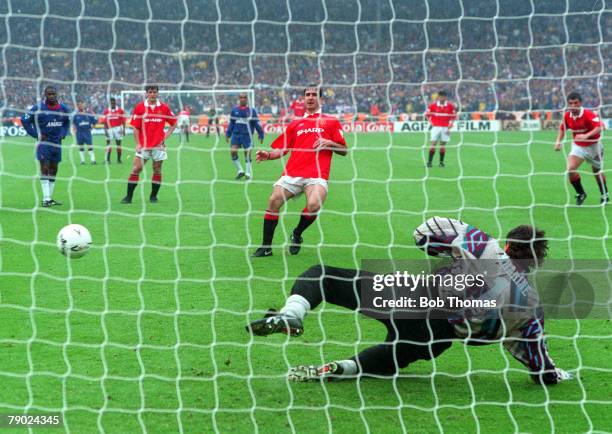 Football, 1994 FA Cup Final, Wembley, 14th May Manchester United 4 v Chelsea 0, Manchester United's Eric Cantona scores the second of his two...