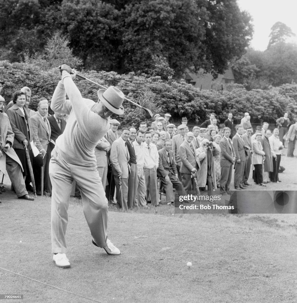 Golf. 1953 Ryder Cup at Wentworth. A picture of Sam Snead of the USA teeing off.
