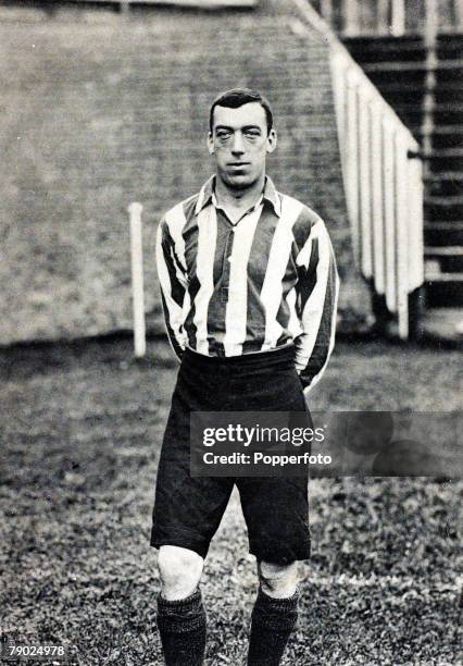 Sport, Football George Molyneux, Southampton and England, Molyneux played in the beaten Southampton side that lost to Sheffield United in the 1902...