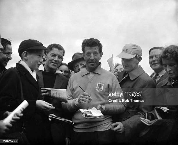 Golf; Ryder Cup, Lindrick, Sheffield, October 1957: Great Britain 7 1/2 v America 4 1/2, Britain's Ken Bousfield surrounded by eager fans hoping to...