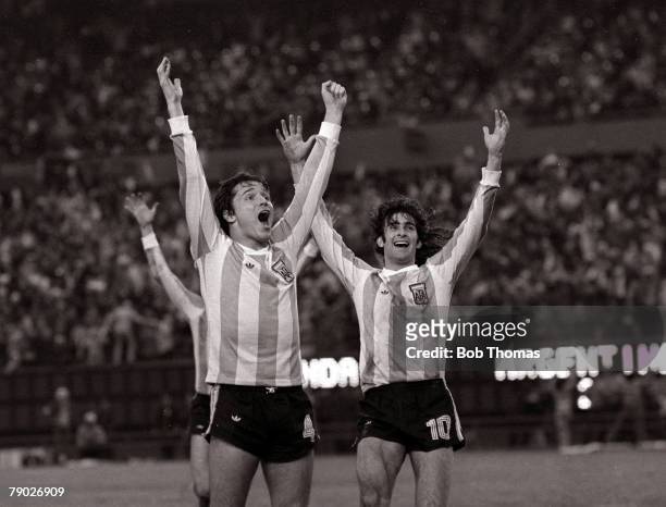 Football, 1978 World Cup Final, Buenos Aires, Argentina, 25th June Argentina 3 v Holland 1 , Argentina+s Daniel Bertoni celebrates after scoring his...