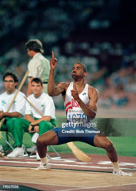 Mike Conley (Track Athlete) Photos and Premium High Res Pictures