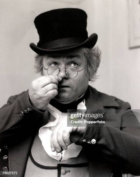 Entertainment/Stage, 16th April 1967, British entertainer Harry Secombe, born in Wales, , poses at a London Theatre