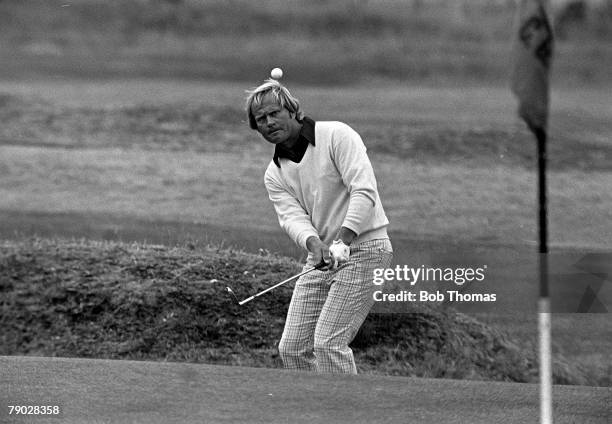 Golf, 1975 British Open Golf Championship, Carnoustie, U,S,A, 's Jack Nicklaus playing a difficult shot from a bunker