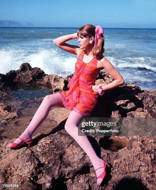 Entertainment/Fashion British actress Joanna Lumley is pictured modelling fashion for a women's magazine