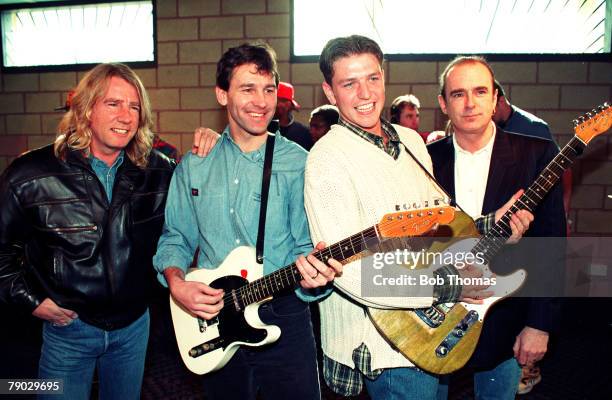 Sport, Football, England, 17th March 1994, Manchester United record the song "Come on you Reds" for their FA Cup Final appearance, Bryan Robson and...