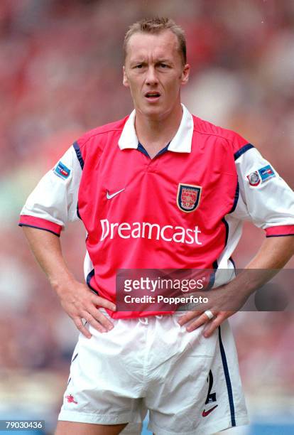 Football, 1999 FA Charity Shield, Wembley, 1st August Arsenal 2 v Manchester United 1, Arsenal's Lee Dixon