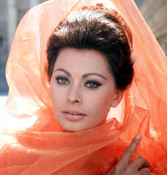 UNS: In The News: Sophia Loren