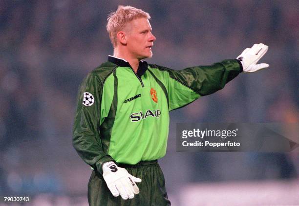 Football, 1999 UEFA Champions League Semi-Final, Second leg, 21st April Turin, Juventus 2 v Manchester United 3, Manchester United's goalkeeper Peter...