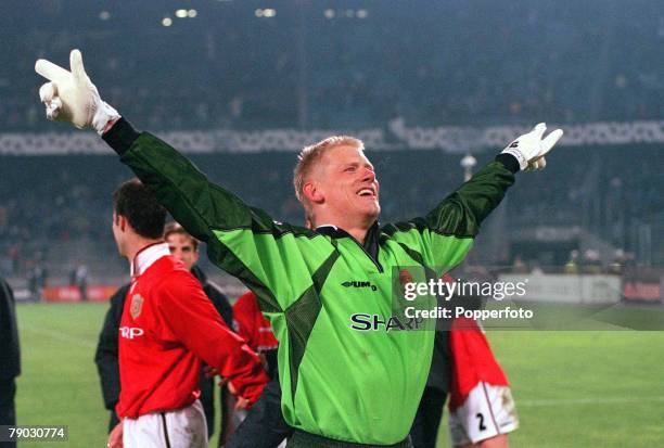 Football, 1999 UEFA Champions League Semi-Final, Second leg, 21st April Turin, Juventus 2 v Manchester United 3, Manchester United's goalkeeper Peter...