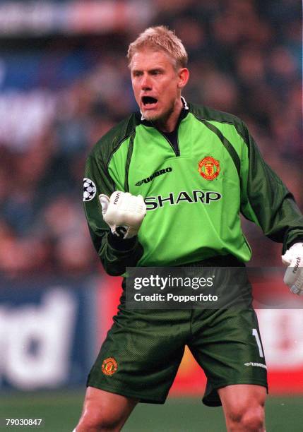 Champions League Quarter-Final, Second Leg, San Siro Stadium, 17th March Inter Milan 1 v Manchester United 1, Manchester United's goalkeeper Peter...