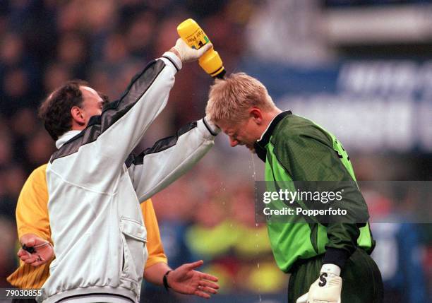 Champions League Quarter-Final, Second Leg, San Siro Stadium, 17th March Inter Milan 1 v Manchester United 1, Manchester United's goalkeeper Peter...