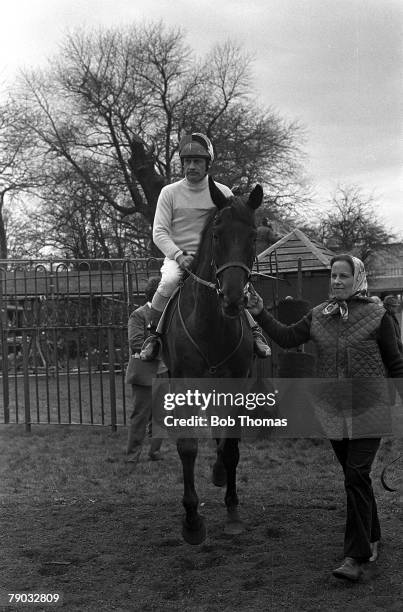 23 Lord Oaksey Photos & High Res Pictures Getty Images