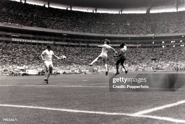 Sport, Football, 1970 World Cup Finals, Guadalajara, Mexico, 7th June 1970, Group 3, England 0 v Brazil 1, Brazil's Pele beats England defender Tommy...