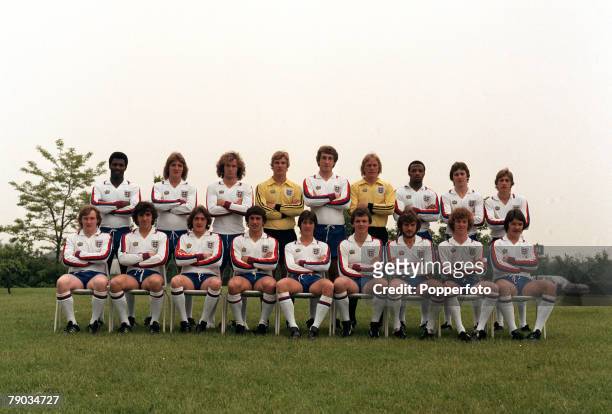 Sport, Football The England Under 21 squad pose together for a group photograph, Back Row L-R: Luther Blissett, Russell Osman, Billy Gilbert, Chris...