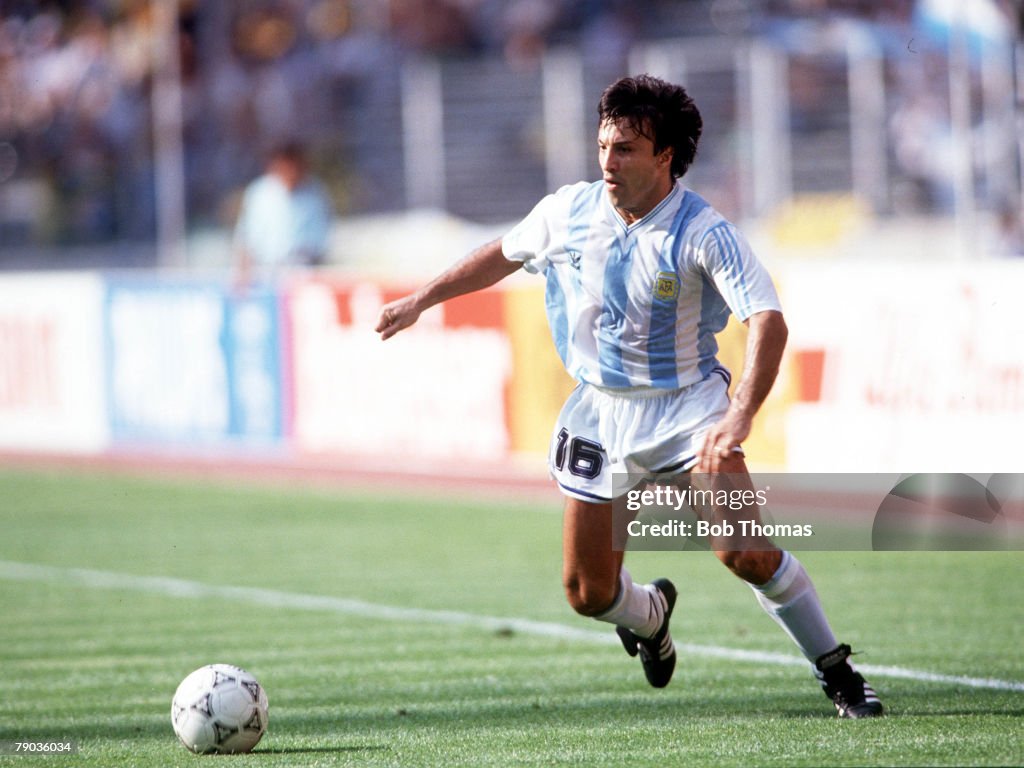 1990 World Cup Finals. Second Phase. Turin, Italy. 24th June, 1990. Argentina 1 v Brazil 0. Argentina's Julio Olarticoechea on the ball.