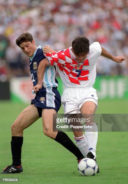 World Cup Finals, Bordeaux, France, 26th June Argentina 1 v Croatia 0, Argentina's Javier Zanetti with Croatia's Aljosa Asanovic