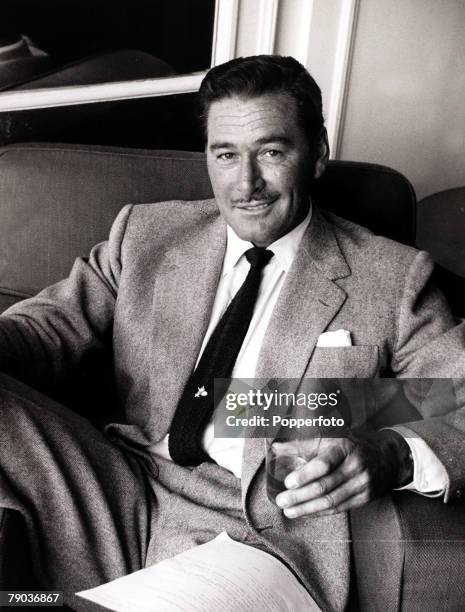 Era Rol Swashbuckling Errol Photos and Premium High Res Pictures - Getty Images