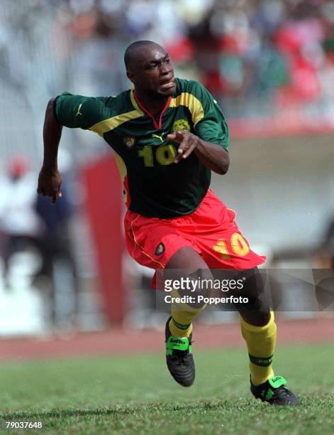 Football, 2002 World Cup Qualifier, African Second Round Group A, Yaounde, 25th February 2001, Cameroon 1 v Zambia 0, Cameroon+s Patrick Mboma