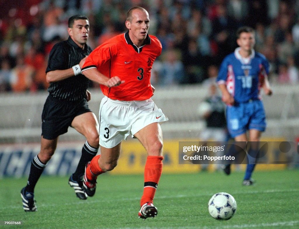 1998 World Cup Finals. St. Denis, France. 11th July, 1998. Third Place Play-Off. Croatia 2 v Holland 1. Jaap Stam, Holland.