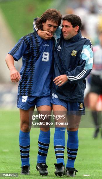 Argentina Vs Greece 1994 Photos and Premium High Res Pictures - Getty ...
