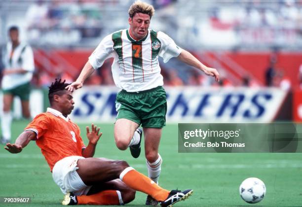 World Cup Finals, Orlando, USA, 4th July Holland 2 v Republic of Ireland 0, Ireland's Andy Townsend is challenged by Holland's Frank Rijkaard