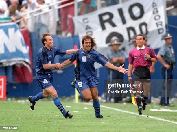 World Cup Finals, Massachusetts, USA, 21st June Argentina 4 v Greece 0, Argentina's Gabriel Batistuta celebrates his goal with Sensini