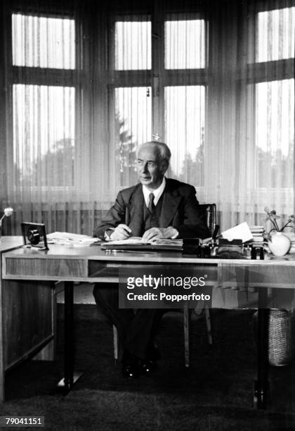 Politics, West Germany, pic: circa 1950, Prof,Dr,Theodor Heuss, Federal President of Germany, Chairman of the F,D,P, and Member of the Parliamentary...