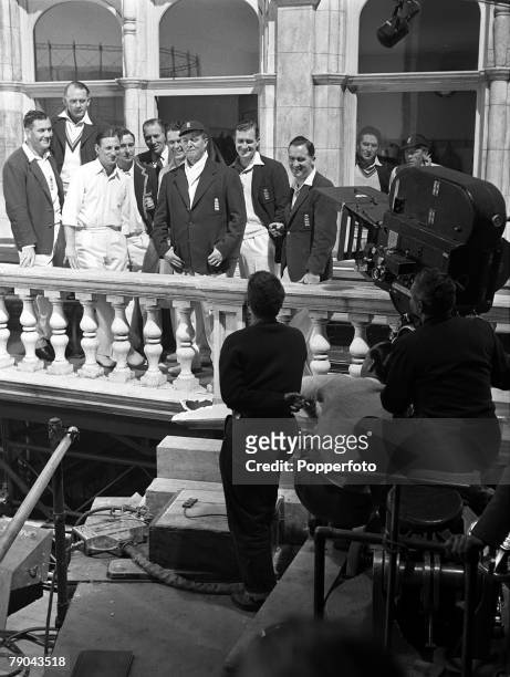 Elstree, Hertfordshire, England, Filming on the set of cricket film "The Final Test", starring England players Alec Bedser, Cyril Washbrook, Len...