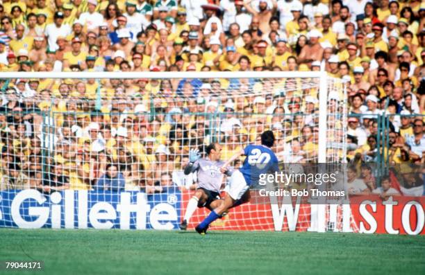 World Cup Finals, Second Phase, Barcelona, Spain, 5th July Italy 3 v Brazil 2, Italy's Paolo Rossi shoots at Brazilian goalkeeper Waldir Peres