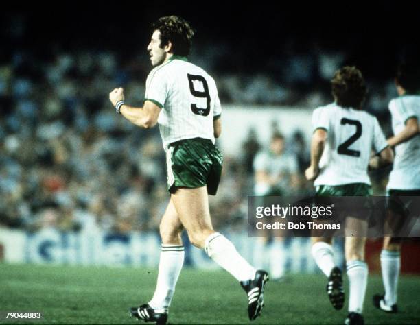 World Cup Finals, Valencia, Spain, 25th June Spain 0 v Northern Ireland 1, Northern Ireland's Gerry Armstrong celebrates after scoring his goal