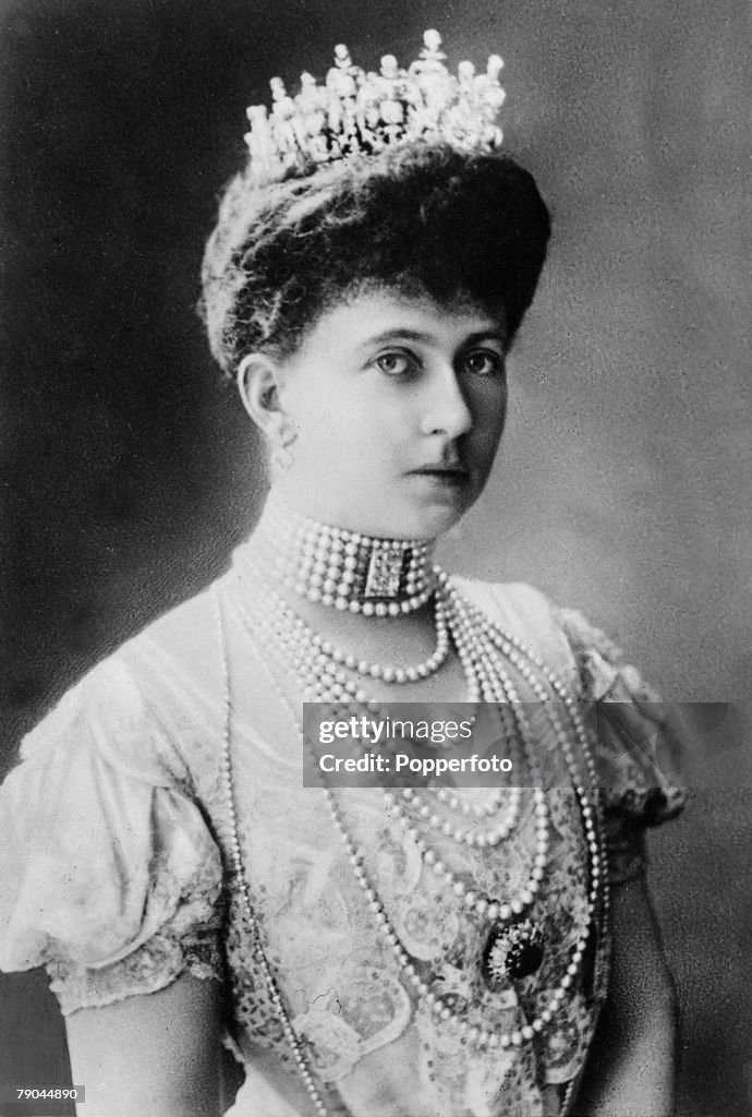 Foreign Royalty. pic: circa 1900's. Queen Sophie of Greece, (1870-1932) the wife of King Constantine I of Greece.