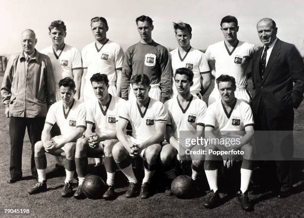 Sport, Football, England, pic: May 1957, The Manchester United team pose together for a group photograph shortly before the 1957 F.A. Cup Final at...