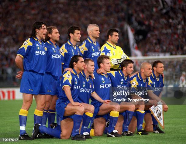 Football, UEFA Champions League Final, Rome, Italy, 22nd May 1996, Juventus 1 v Ajax 1 , The Juventus team pose together for a group photograph prior...