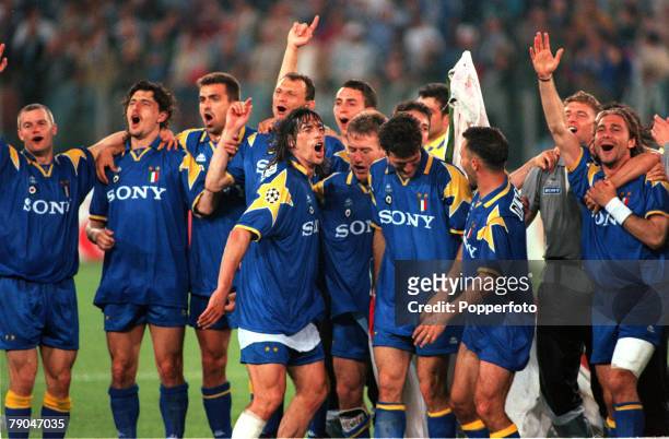 Football, UEFA Champions League Final, Rome, Italy, 22nd May 1996, Juventus 1 v Ajax 1 , Members of the Juventus team celebrate after their victory
