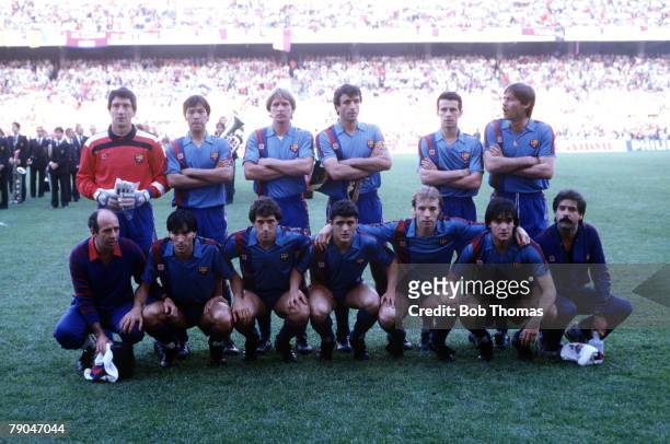 Football, European Cup Winners Cup Final, Seville, Spain, 7th May 1986, Barcelona 0 v Steaua Bucharest 0 , The Barcelona team pose together for a...
