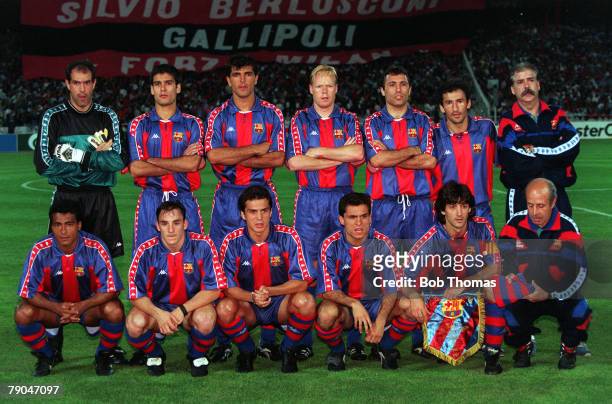 Football, UEFA Champions League Final, Athens, Greece, 18th May 1994, AC Milan 4 v Barcelona 0, The Barcelona team line-up together for a group...