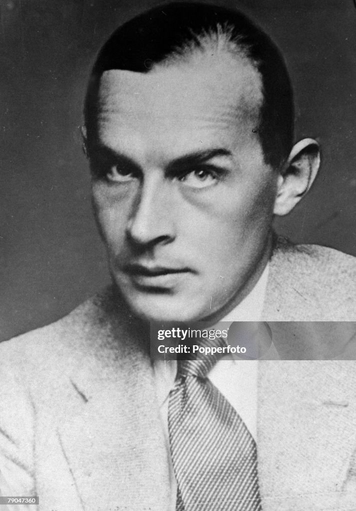 Literature. pic: circa 1940's. Erich Maria Remarque, (1898-1970) German author. portrait.