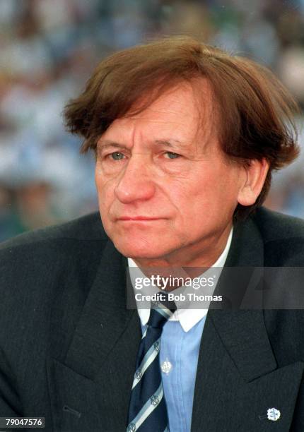 Football, UEFA Champions League Final, Munich, Germany, 26th May 1993, Marseille 1 v AC Milan 0, Marseille coach Raymond Goethals