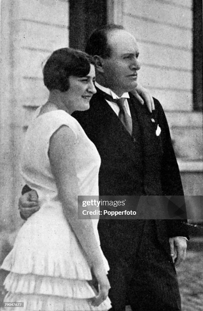 Politics. Italy. pic: circa 1930. Benito Mussolini, Italian Fascist Dictator, (1883-1945), pictured with his daughter Edda. Benito Mussolini founded the Fascist movement in 1919 and became known as Il Duce. He led Italy to invade Ethiopia in 1935 and his 