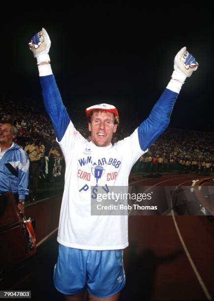 Football, European Cup Final, Stuttgart, West Germany, 25th May 1988, Benfica 0 v PSV Eindhoven 0 , PSV goalkeeper Hans Van Breukelen celebrates...