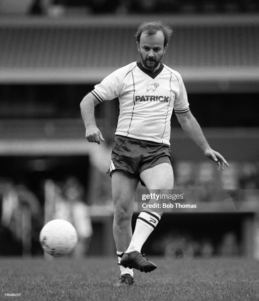 Football. St. Andrews, Birmingham, England. 24th October 1982. Ron Saunders Soccer Care XI v Radio One DJs XI. Radio One Disc Jockey John Peel during the charity soccer match.