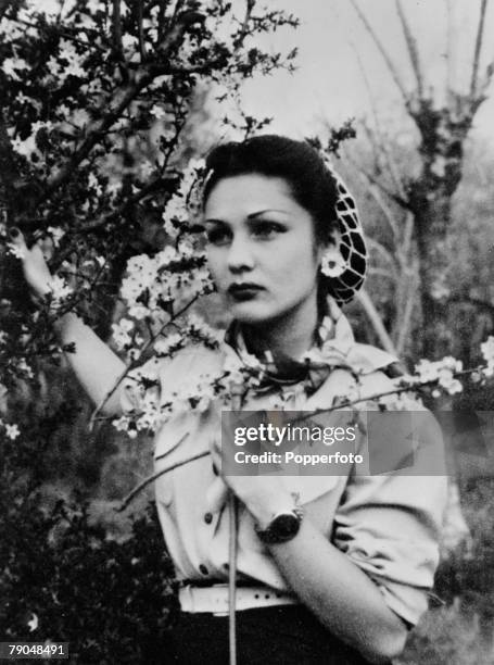 Iran , Royalty, pic: circa 1940, Princess Fawzia, born 1921, the brother of King Farouk of Egypt, and married to the then Crown Prince Muhammad Reza...