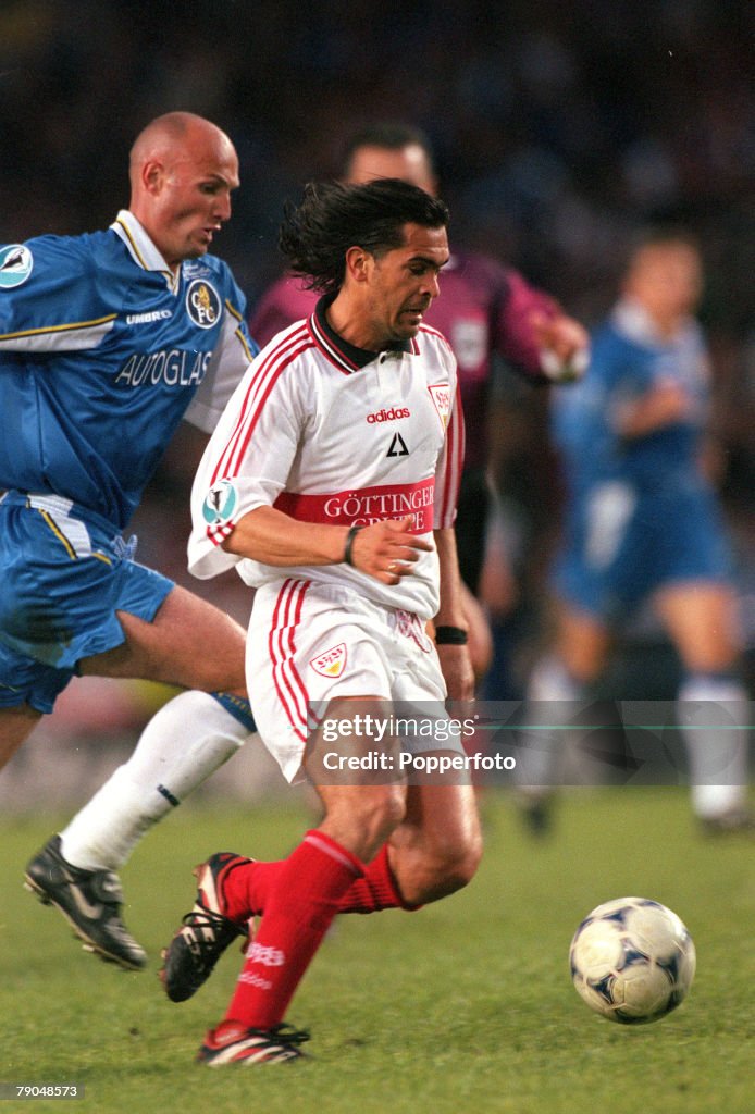 Football. UEFA Cup Winners Cup Final. Stockholm, Sweden. 13th May 1998. Chelsea 1 v Stuttgart 0. Stuttgart's Gerhard Poschner races away chased by Chelsea's Frank LeBoeuf.