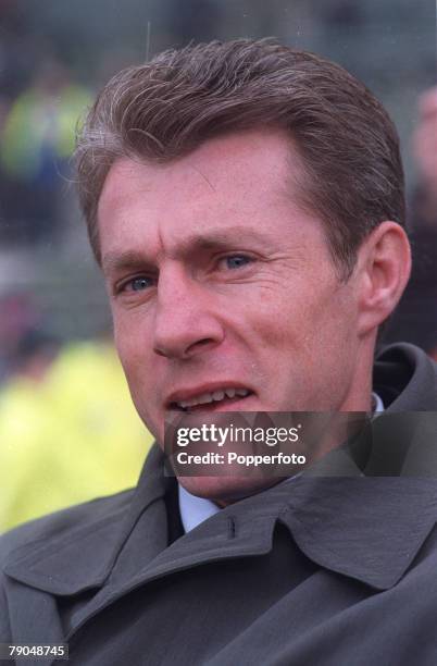 Football, UEFA Cup Winners Cup Final, Brussels, Belgium, 8th May 1996, Paris St Germain 1 v Rapid Vienna 0, A portrait of Paris St Germain coach Luis...