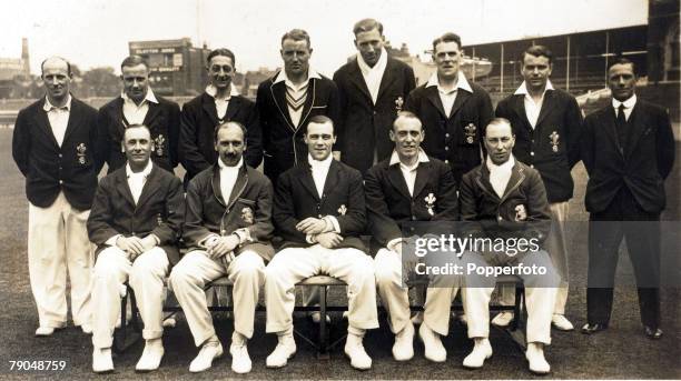 Sport, Cricket A group picture of the Surrey team, Back row ; Gregory, Barling, Squires, Watts, Gover, Brooks, Wilson and Strudwick , Sitting; Hobbs,...